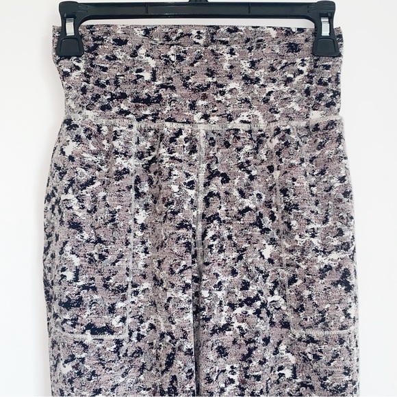 Athleta Salutation Textured Jogger XS - Picture 3 of 7